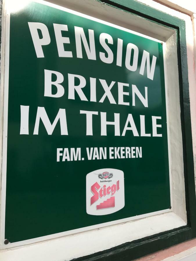 Pension Brixen Im Thale Exterior photo